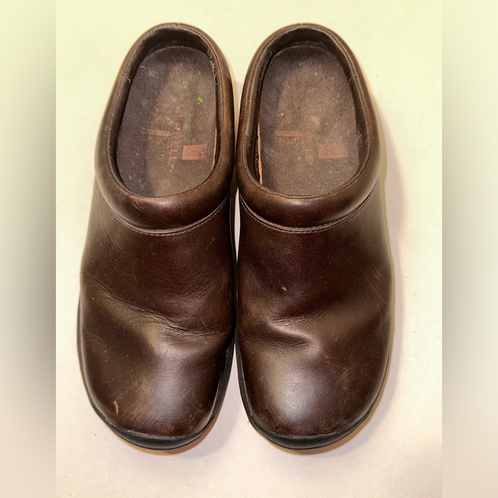 Merrill Women’s Clogs - Size 7.5